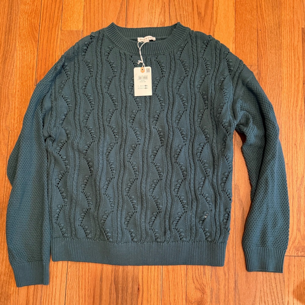 Women's Green Sweater